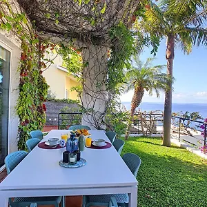 Villa The Jasmin House By Lovelystay, Santa Cruz (Madeira)